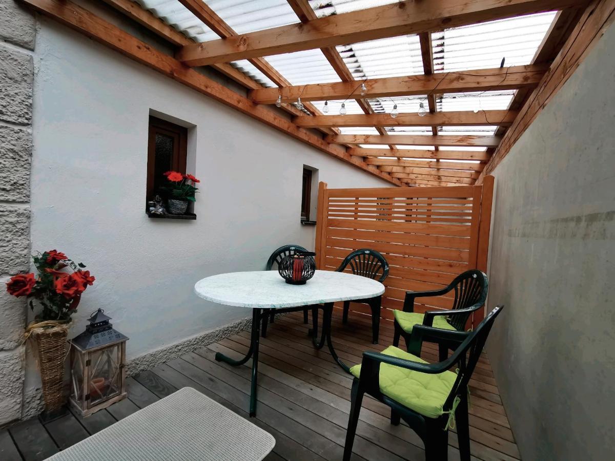A Traumhafte Zirbenwohnung Prutz Exterior photo